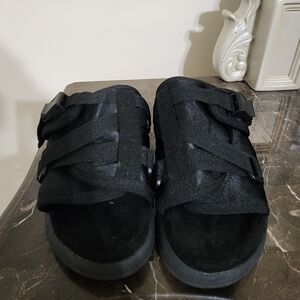 NEW DRACO BLACK SLIDES SIZE 6-7 COME WITH BAG AND DRECO SHORT SIZE MED
